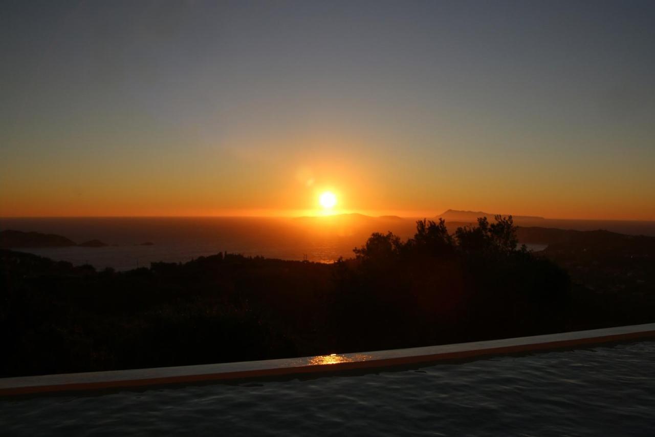 Sunset Sea View Villa 3 Agios Georgios Pagon Eksteriør bilde